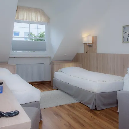 Deutscher Kaiser 3* Любек